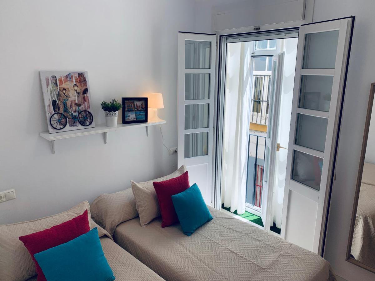 Bonito Apartamento Junto Al Gran Teatro Falla Cádiz Kültér fotó